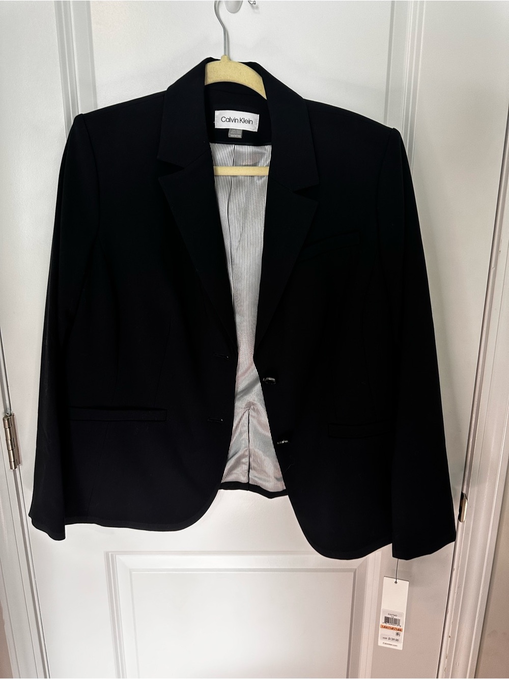 Calvin Klein Women's Navy Tailored Suit with Blazer and Pencil Skirt, size 14W